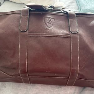 Barrington soft leather duffle overnight bag
